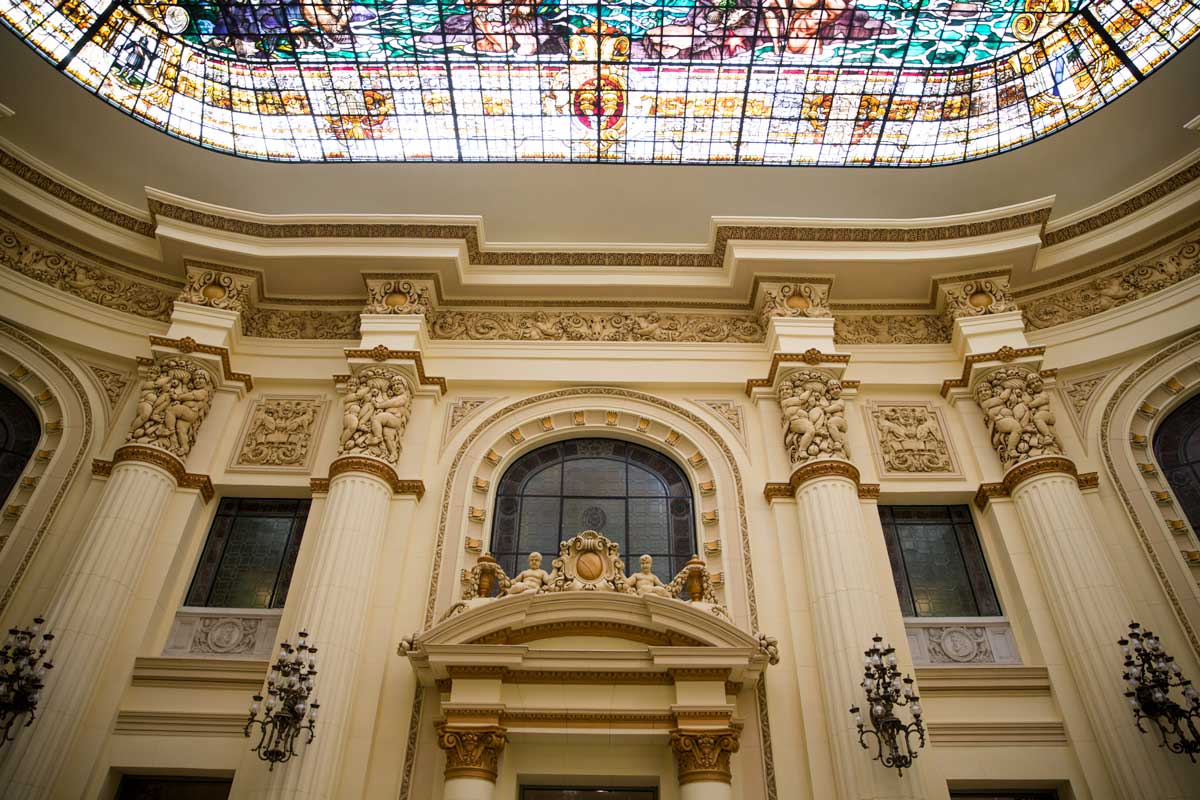 interor of elegant building with lots of intricate details